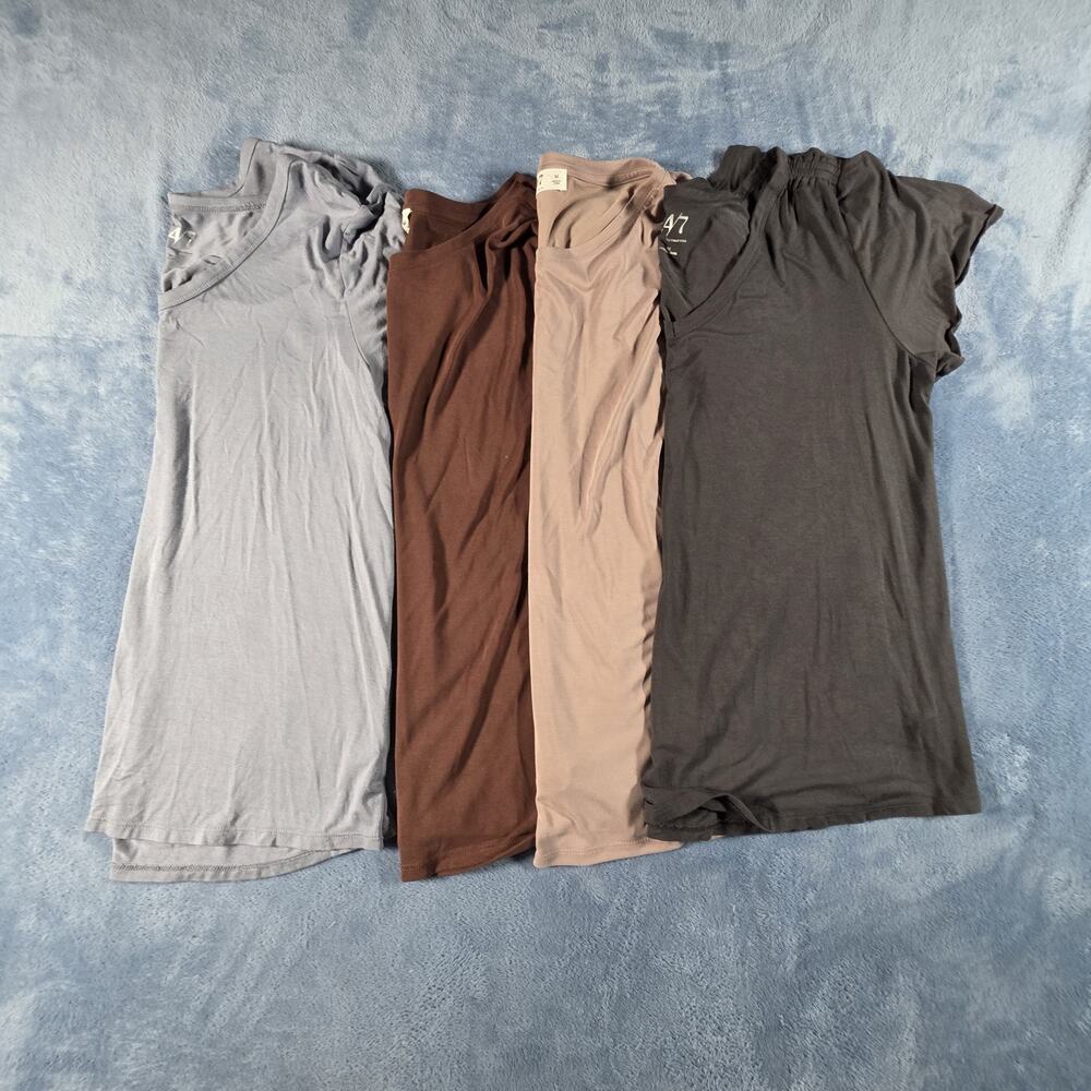 Lot of 4 Maurices 24/7 Women’s Medium Ruched Sleeve V Scoop Neck T-Shirts